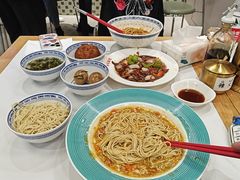 -鲁达面馆本帮风味(共康东路店)