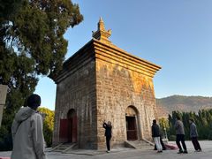 -四门塔风景区