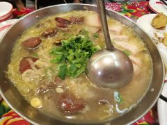 -闯关东东北农家菜(崂山石老人店)
