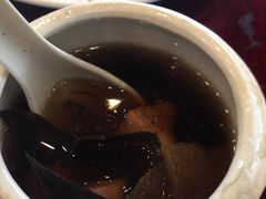 汤还是不错的，那天是宿醉，喝了马上精神-阿二靓汤(建设店)