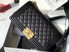 -CHANEL(恒隆广场店)