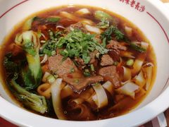 -呷佬·长沙手工米粉(金沙江路店)