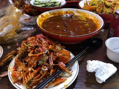 咸蛋黄龙虾-虾弄弄海派小龙虾·牛羊蝎子火锅