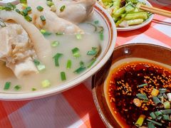 -老方桌烂蹄花川菜馆(九龙坡店)