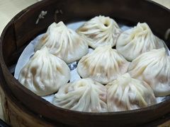 -莱莱小笼·乔艾