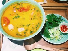 -越弥越南传统美食馆