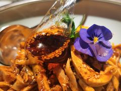 敲糖棒棒鸡-辛香汇·现炒川菜(淮海路百盛店)