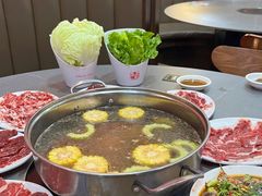 -官塘陈记鱼生·潮汕砂锅粥·牛肉火锅(潮枫路总店)