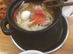 -李记特色罐罐米线(重庆中环大厦店)