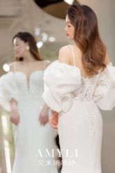 -艾米丽婚纱礼服