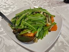 青龙菜炒草菇-肥肥蟹海鲜饭店(马六甲店)