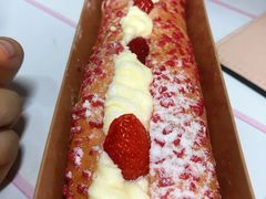 草莓毛毛虫面包-匠杺(南昌大厦店)