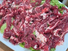 鲜牛肉-濠轩阁特色生蚝火锅总店