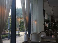 -MOMENT湖景餐厅(解放路店)