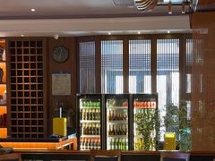 -八府香鸭·啫啫煲(华山路店)