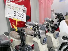 -小牛电动(上海浦东新区张杨路店)