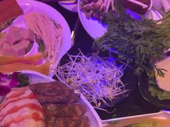 -唯爱KTV聚会餐厅(仙林东城汇店)