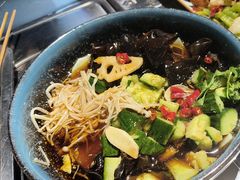 -马路牙子烧烤音乐酒馆(望京店)