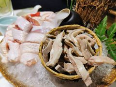 -洪氏嗨捞·猪肚鸡火锅(阳光天地店)