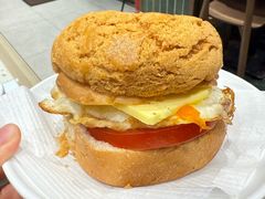 招牌菠萝包-华嫂冰室(湾仔店)