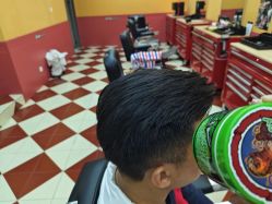 -Devilhands Barbershop男士理容店