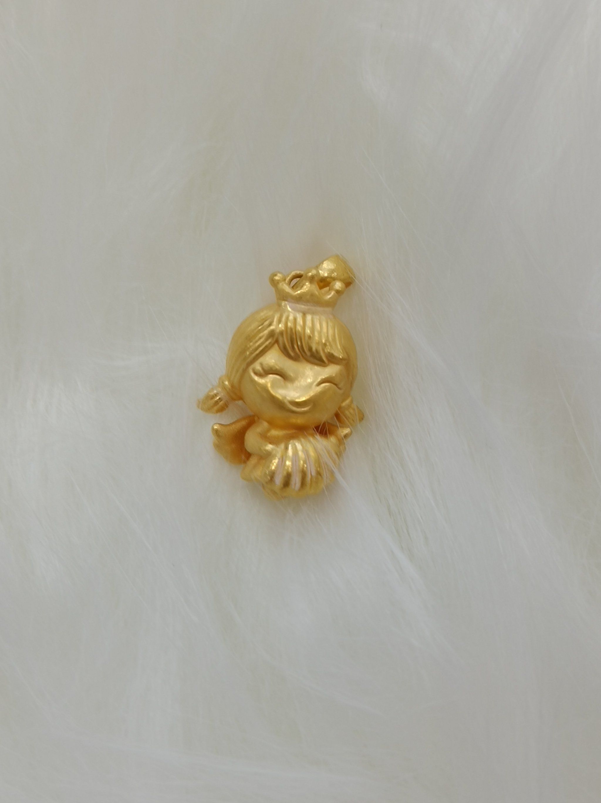 小天使吊坠卖了,回收黄金就选这家 春节不打烊