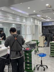 -镁连社·美联社
