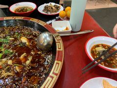 -烧哥美蛙肥肠鱼火锅·十五年社区店