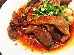 冒毛肚-成都你六姐·牛肉冒菜(城市集市合生汇店)