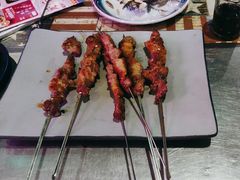羊肉串-沪上名羊天下•烤羊腿•东北烧烤•小龙虾(浦东直营总店)