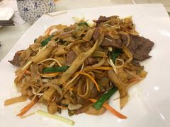 -龙悦湾酒家·八阵鱼生·渔人码头店