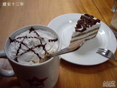 大摩卡+黑森林-雕刻时光咖啡馆(北航店)