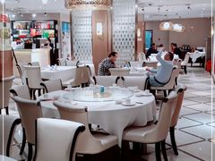 大堂-老人和饭店(打浦路店)