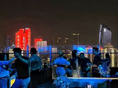 -VENU+海景酒廊