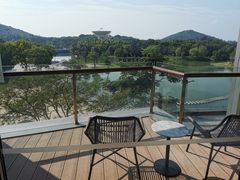 -上海佘山世茂艾美酒店