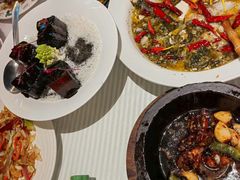 豆花酸菜鱼-桂满陇·手作小笼包&江南叫花鸡(中山公园店)