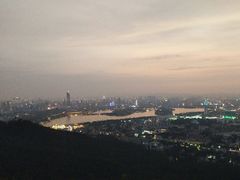 -紫金山山顶公园