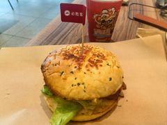-必胜客(海雅PH店)