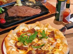 炙烧澳洲牛肉披萨-必胜客(欧亚卖场店)