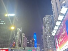 -展汇城国际Apartment(福田会展中心店)