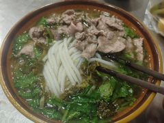 -花溪牛肉粉(八鸽岩店)