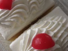 -红宝石·鲜奶小方·海派西点房(联洋店)