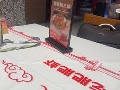 -肥肥虾庄·金牌油焖大虾(杨园滨江时代walk店)