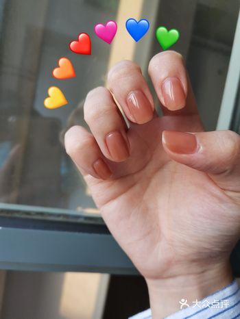 这家店有超级可爱的汪和喵