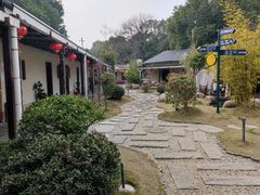 -湘力力小院·鱼汤泡饭(枫林路店)