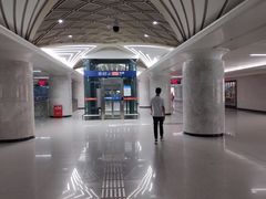 -螃蟹岬(地铁站)