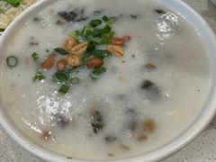 -香港新发烧腊茶餐厅(水围店)