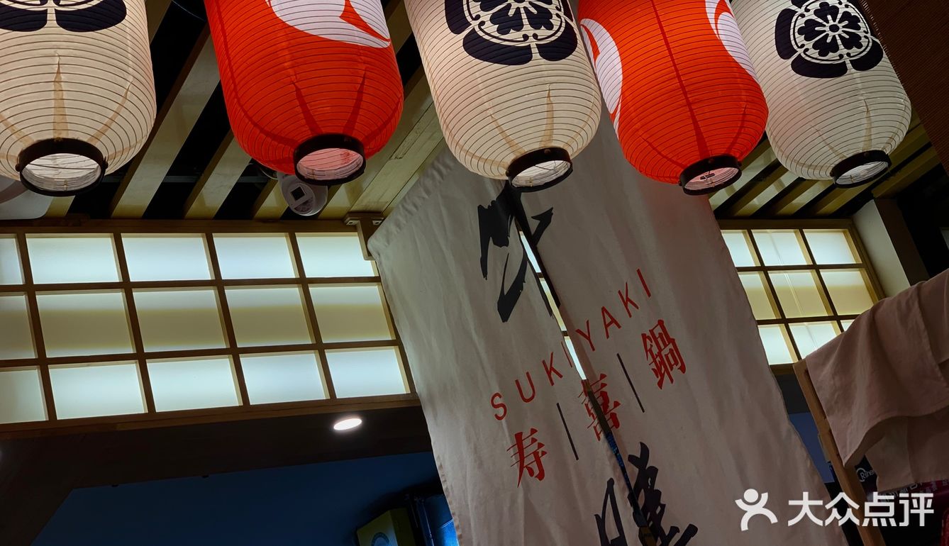 瞬间被治愈！寿喜锅、M4澳洲和牛，每次都吃到光盘