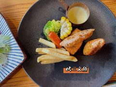 -SEN CASTLE城堡西餐(创意设计中心店)