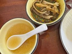 -大理.老字号渝记酸萝卜乌鱼(古城总店)